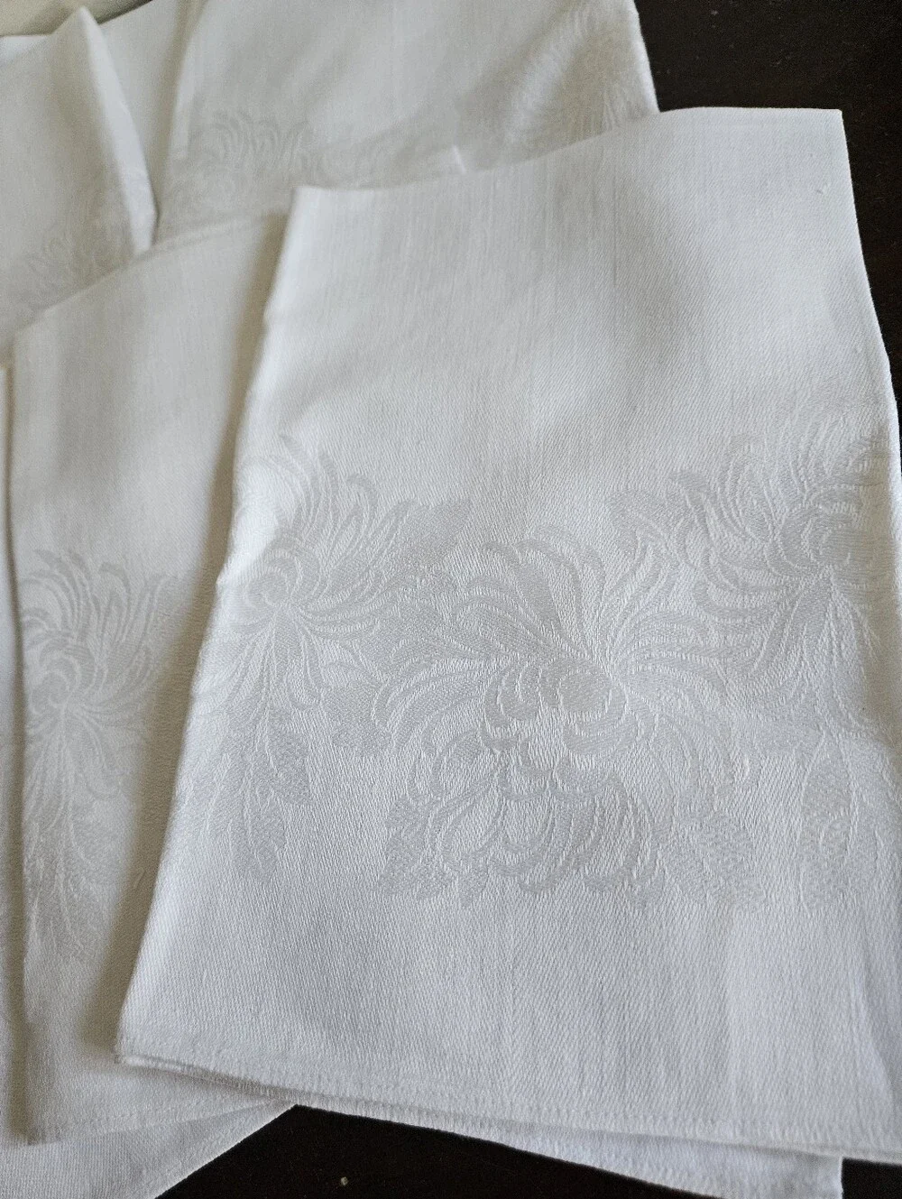 12 Vintage Double Damask Cloth Dinner Napkins Chrysanthemum Pattern 22